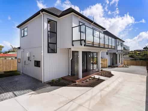Lot 2/1 Amberley Ave, Te Atatu South