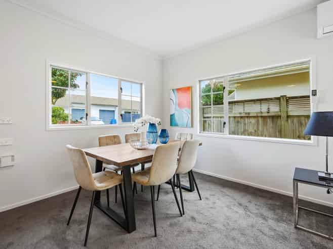 19 Albizia Avenue, Henderson
