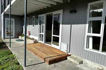 2/5 Hertnon Street, Timaru Central