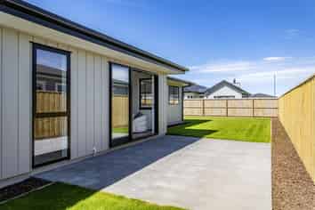 93 Faulks Drive, Lincoln