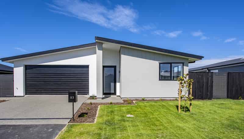 93 Faulks Drive, Lincoln