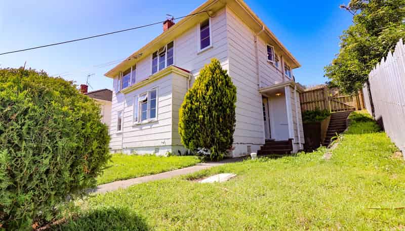 18 Ayr Street, Marchwiel