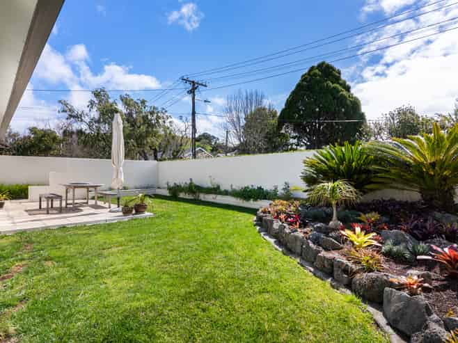 13A Highwic Avenue, Epsom