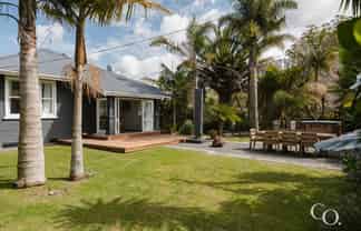 12 McLaren Falls Road, Kaimai