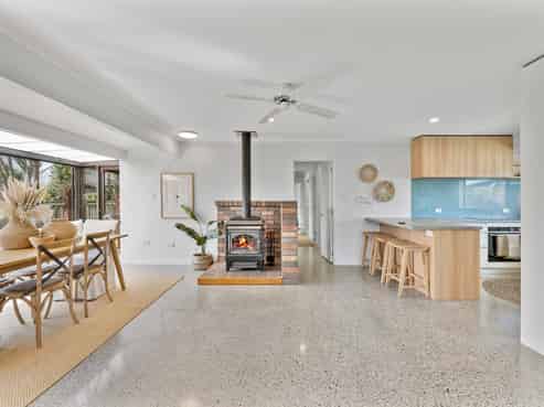 7 Kaitake Place, Oakura