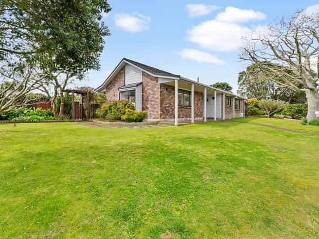 7 Kaitake Place, Oakura