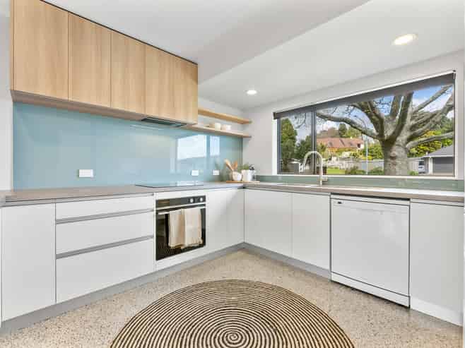 7 Kaitake Place, Oakura