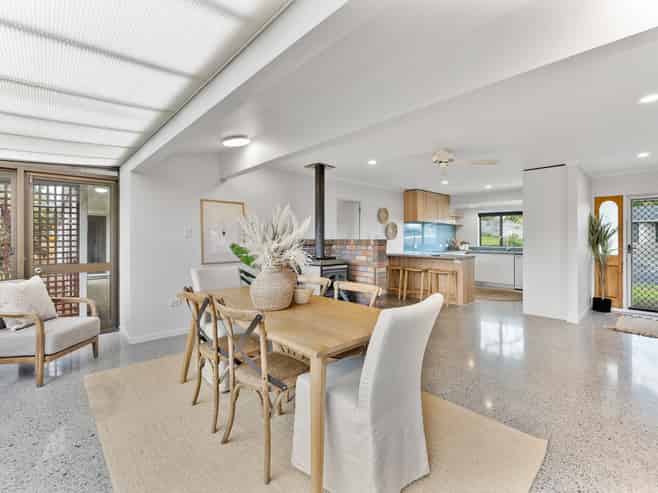 7 Kaitake Place, Oakura