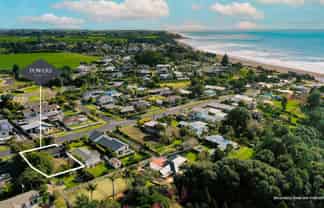 51 Wairau Road, Oakura