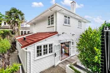 29 Marau Crescent, Mission Bay