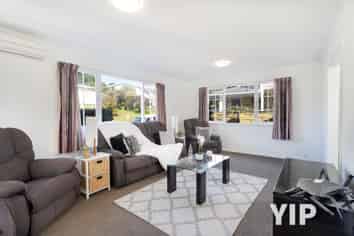 12 Fyvie Avenue, Tawa