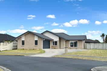 2 Derwent Place , Flagstaff