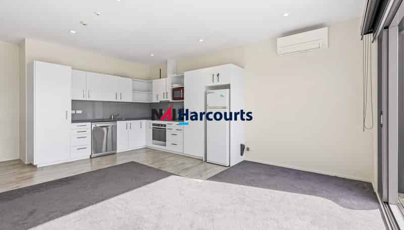 21/45 Karepiro Drive, Stanmore Bay