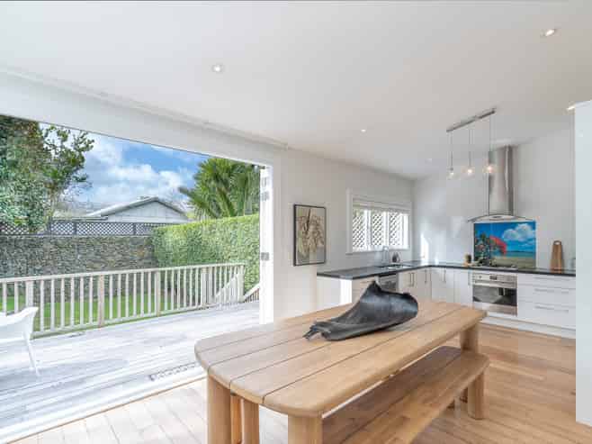 85 Burnley Terrace, Sandringham