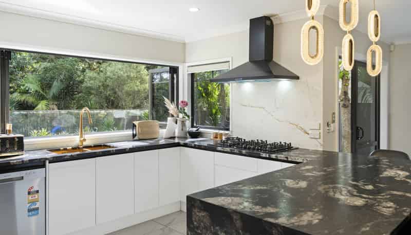 20 Tuakura Way, The Gardens