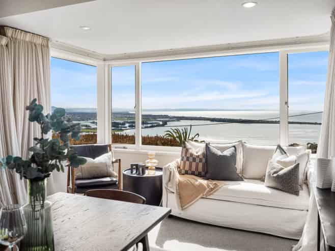 10 Muritai Terrace, Mount Pleasant
