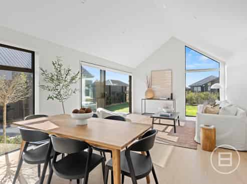 45 Collier Drive, HALSWELL