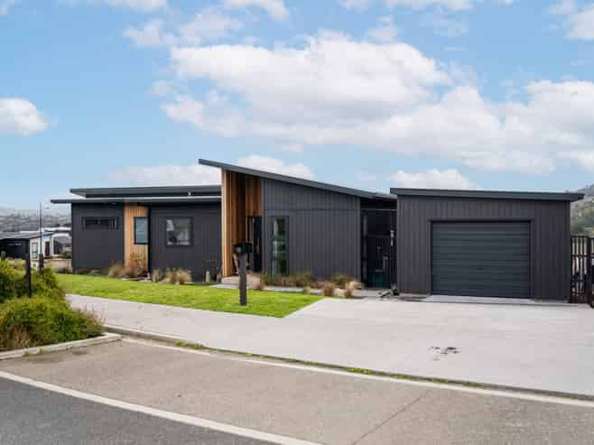 19 Tunarau Street, Raglan