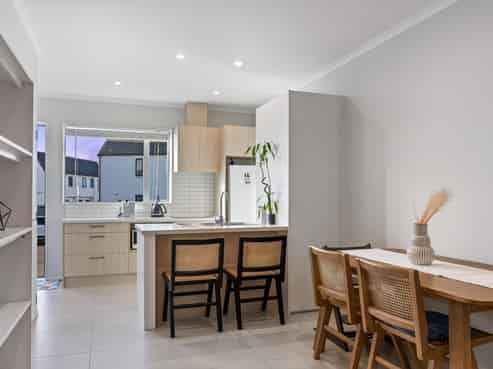 75 Roundel Crescent, Whenuapai