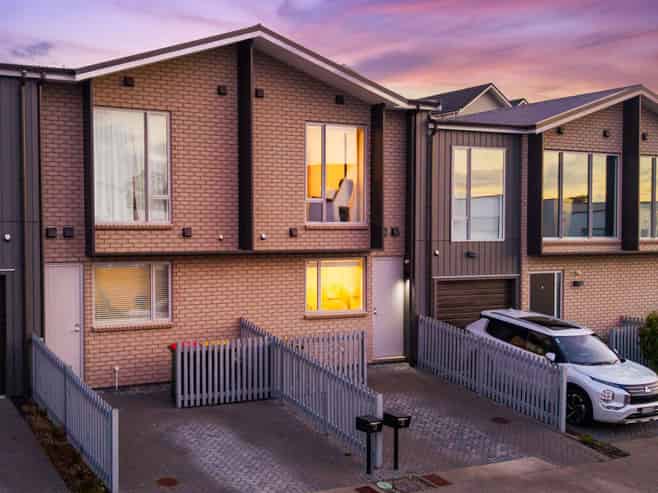 75 Roundel Crescent, Whenuapai