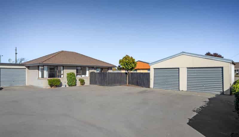 4/281 Main South Road, Hornby