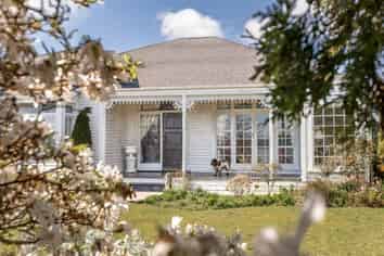 143 Russell Street, Westport