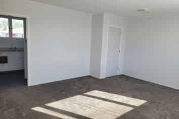 1/8 Hamilton Street, Gore