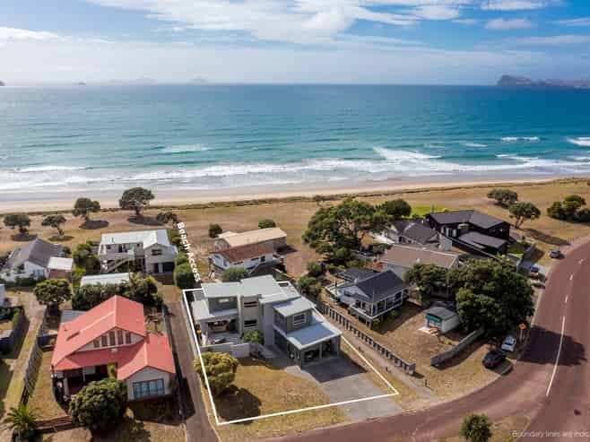 81 Pauanui Boulevard, Pauanui