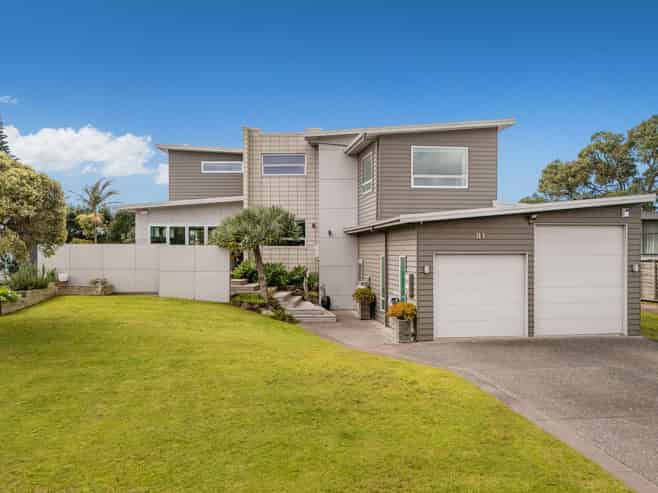 81 Pauanui Boulevard, Pauanui