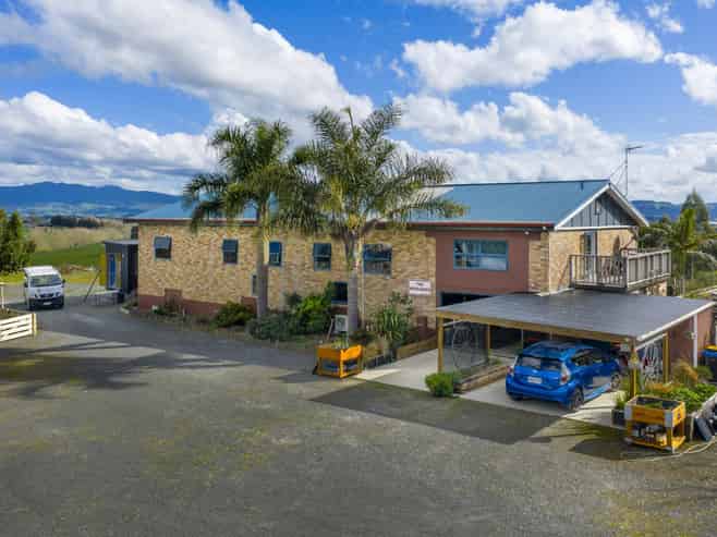 802 Tuhikaramea Road, Ngahinapouri