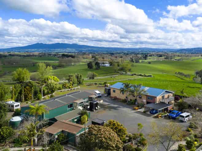 802 Tuhikaramea Road, Ngahinapouri