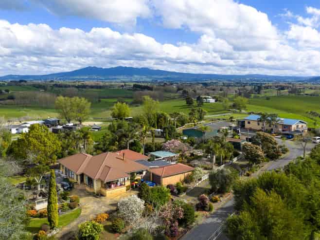 802 Tuhikaramea Road, Ngahinapouri