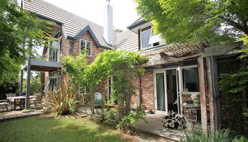 1 Majestic Lane, Cashmere