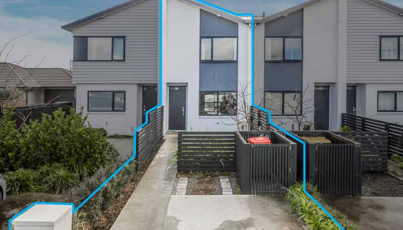 28A Biplane Street, Takanini