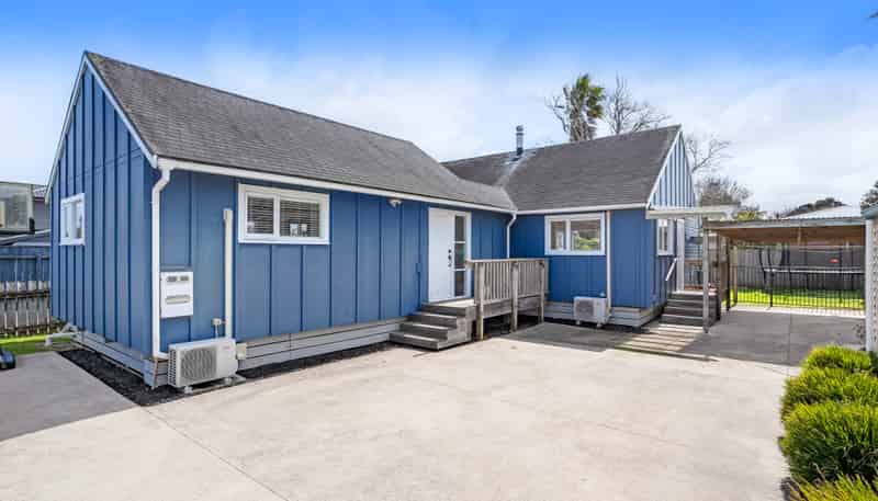 1A Stokes Avenue, Te Atatu Peninsula