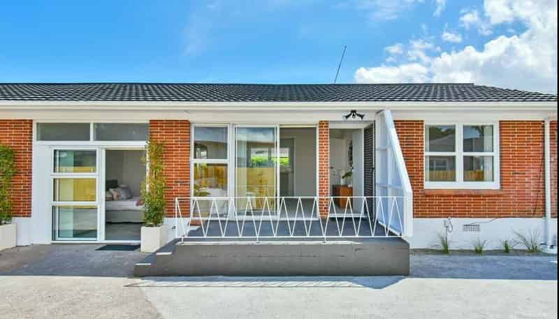 2/11 Wentworth Avenue, Papatoetoe