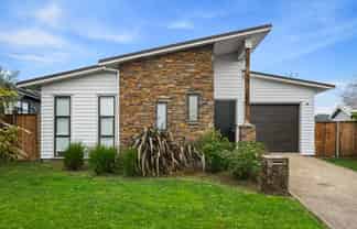 18 Ara Kakara Avenue, Huapai