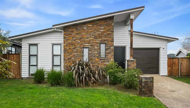 18 Ara Kakara Avenue, Huapai