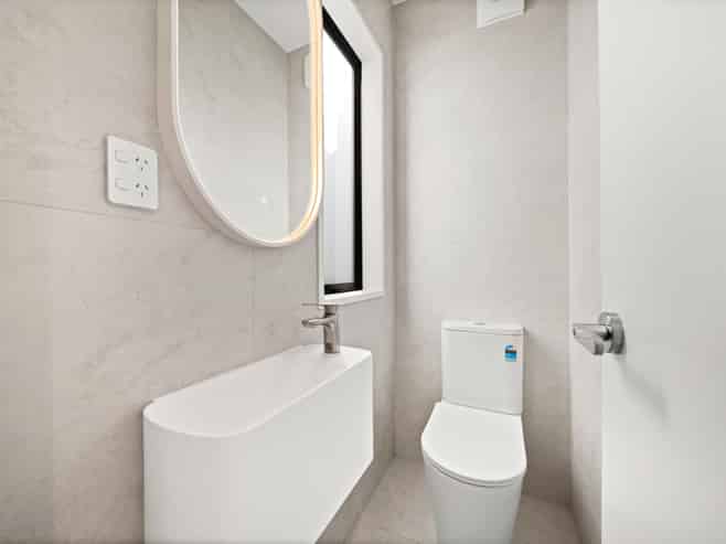 34C Ian Sage Avenue, Torbay