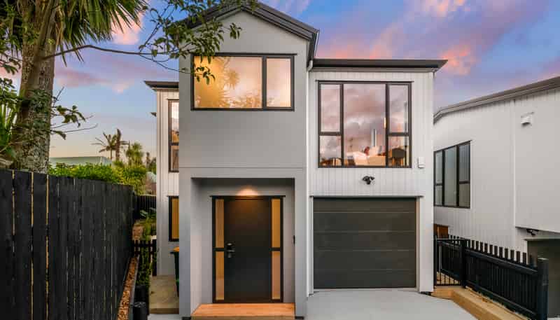 34C Ian Sage Avenue, Torbay