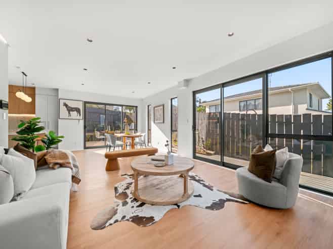 34C Ian Sage Avenue, Torbay