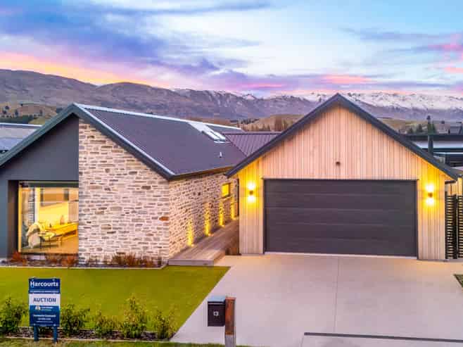 13 Blondie Drive, Cromwell