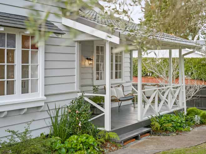 5 Rewa Street, New Lynn