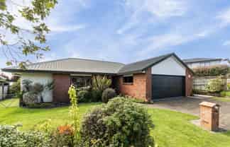 12 Kingsgate Row, Havelock North