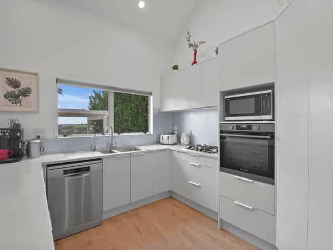 49 Kestrel Heights, Arkles Bay