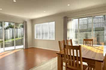 10 Franheim Crescent, Orewa