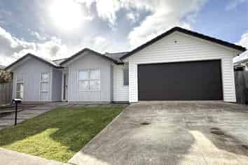 10 Franheim Crescent, Orewa