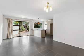 2/410 Ellerslie Panmure Highway, Mount Wellington