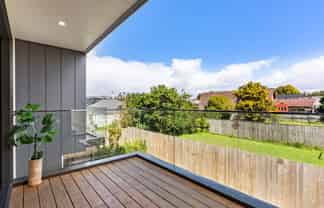 16E Brookfield Avenue, Onehunga