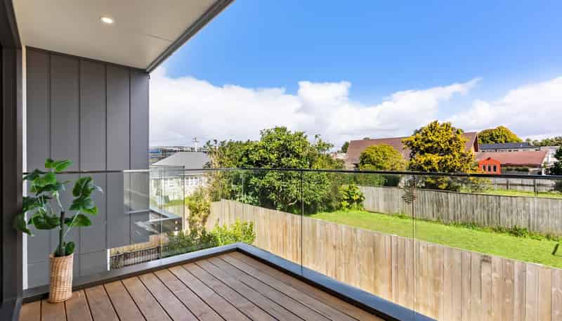 16E Brookfield Avenue, Onehunga